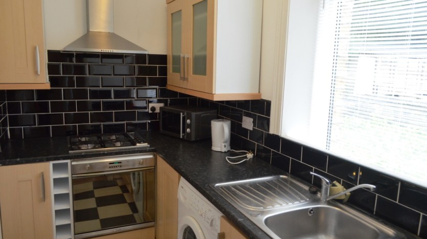 117 Bradford Road, Huddersfield
